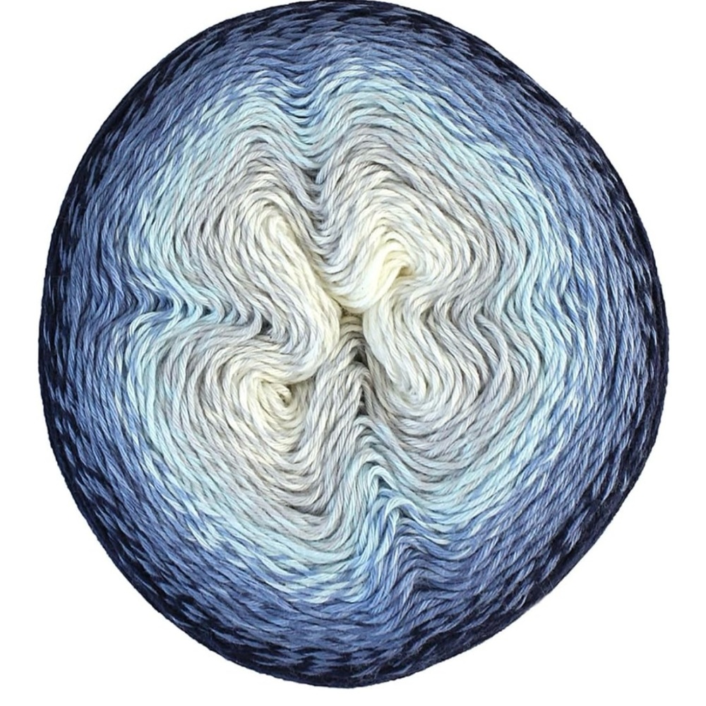 Gradient Blue and Cream Yarn